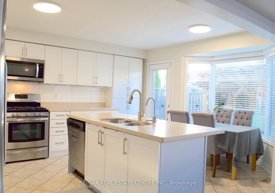 3-chudleigh-avenue-brampton-ontario-w13600018