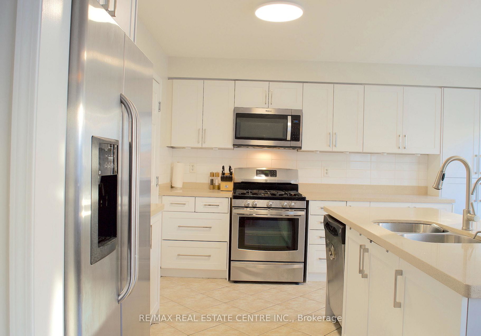 3-chudleigh-avenue-brampton-ontario-w13600018