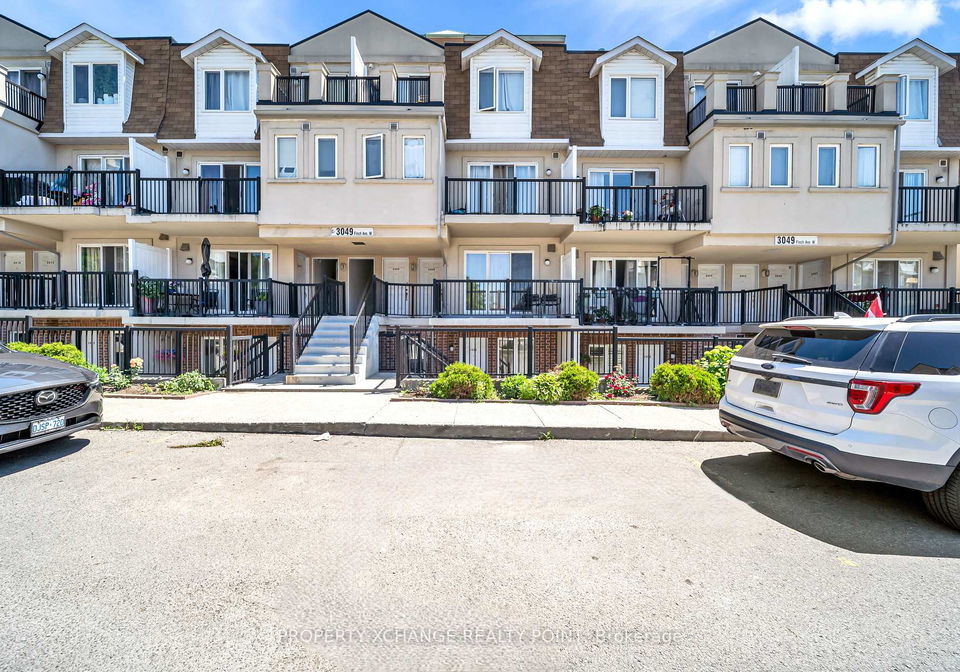 3049-finch-avenue-w-toronto-york-ontario-w13600316
