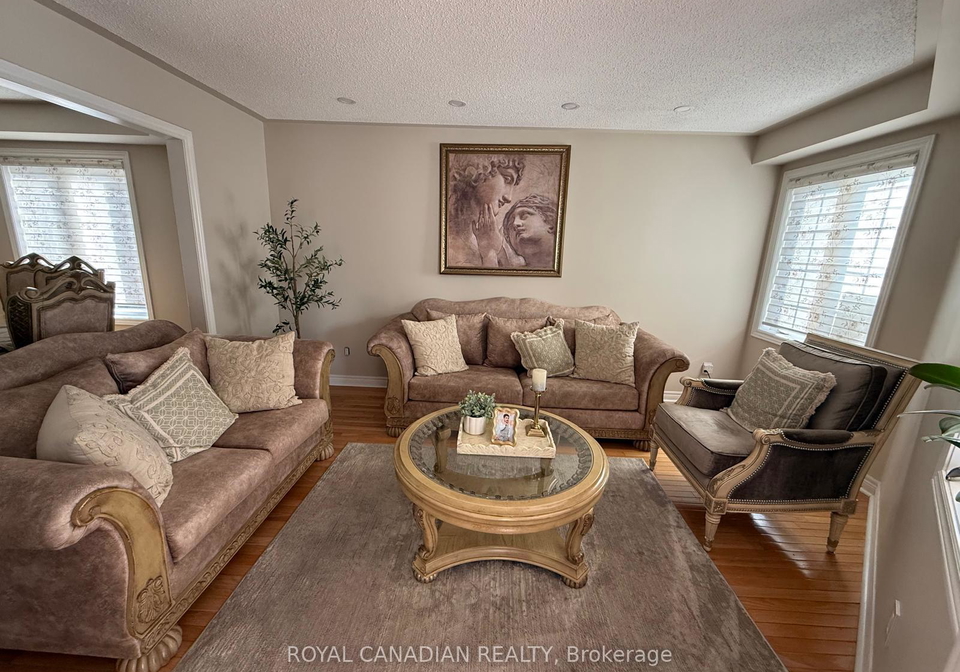42-cobblestone-court-brampton-ontario-w13600456