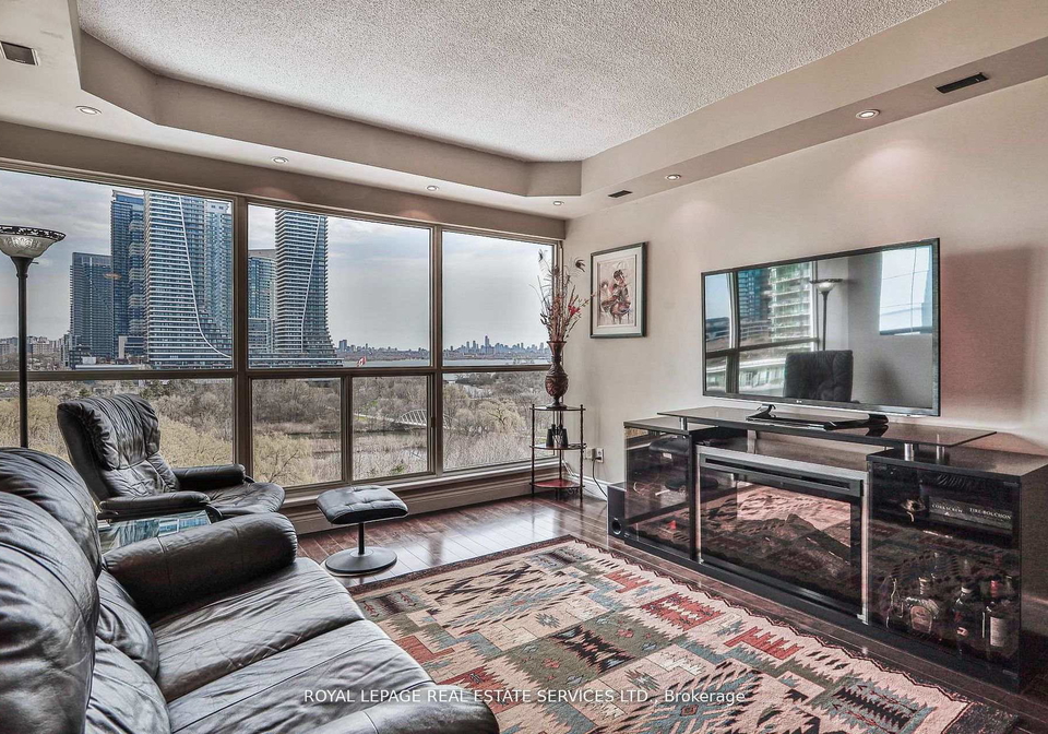 2261-lake-shore-boulevard-w-toronto-etobicoke-ontario-w13600510