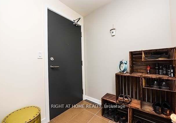 4070-confederation-parkway-mississauga-ontario-w13600526