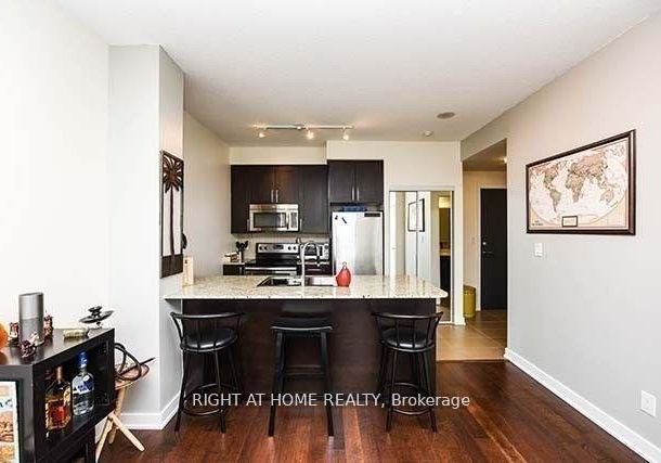 4070-confederation-parkway-mississauga-ontario-w13600526