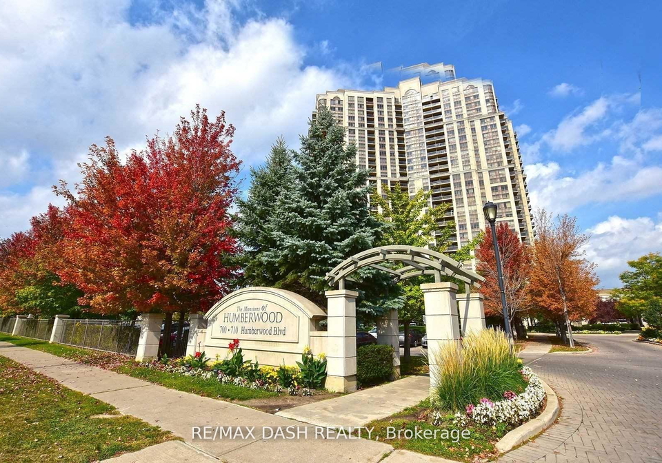 700-humberwood-boulevard-toronto-etobicoke-ontario-w13600676