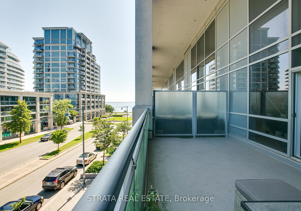 16-brookers-lane-toronto-etobicoke-ontario-w13600800