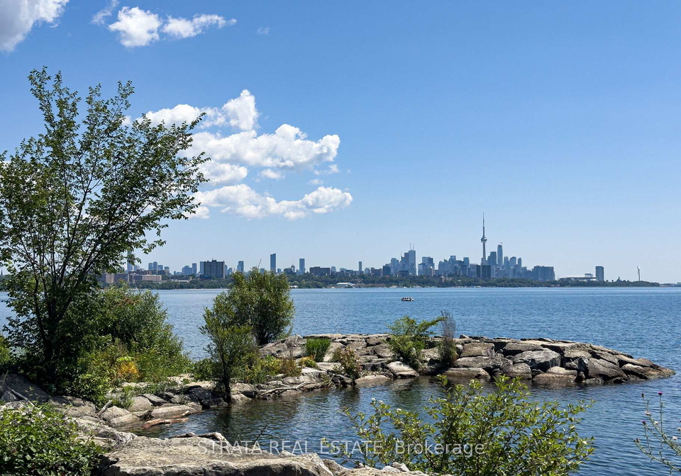 16-brookers-lane-toronto-etobicoke-ontario-w13600800