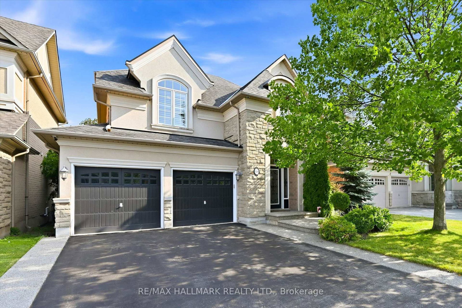 320-turning-leaf-road-oakville-ontario-w13600928
