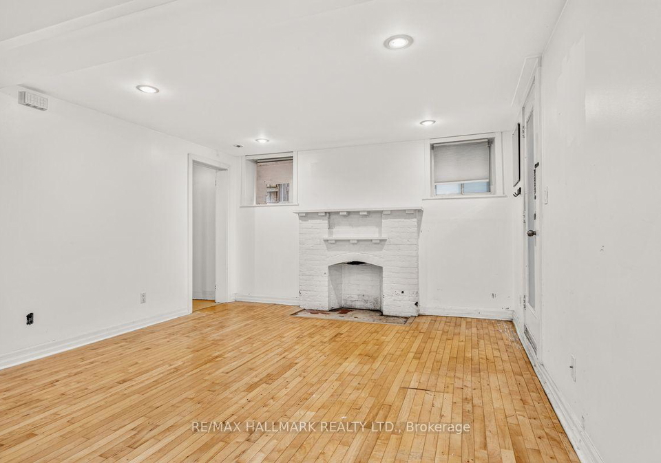 483-parkside-drive-toronto-toronto-ontario-w13601064