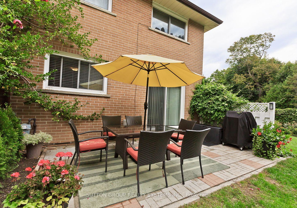 3174-taviton-court-mississauga-ontario-w13601412