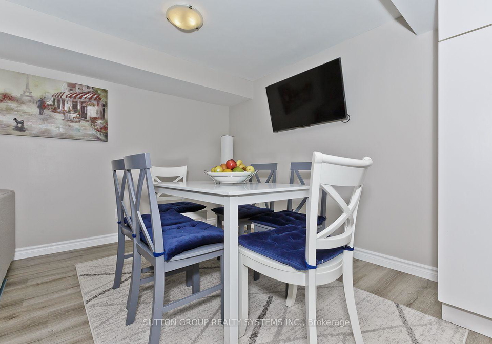 3174-taviton-court-mississauga-ontario-w13601412