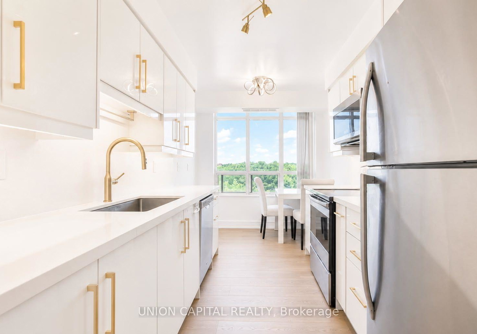 710-humberwood-boulevard-toronto-etobicoke-ontario-w13601498