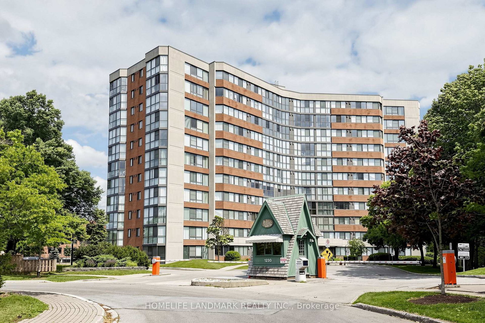 1230-marlborough-court-oakville-ontario-w13601522