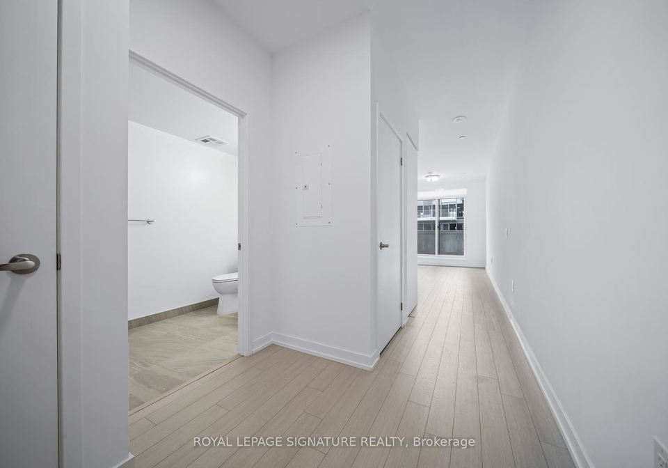 4010-eglinton-avenue-w-toronto-etobicoke-ontario-w13601688