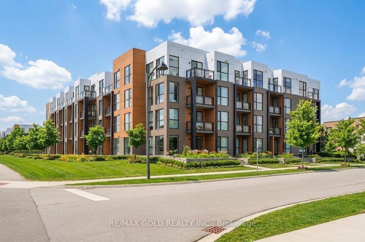 210-sabina-drive-oakville-ontario-w13602002