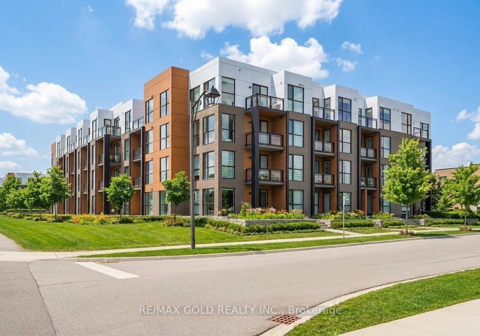 210-sabina-drive-oakville-ontario-w13602002