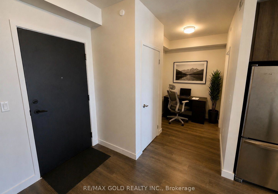 210-sabina-drive-oakville-ontario-w13602002