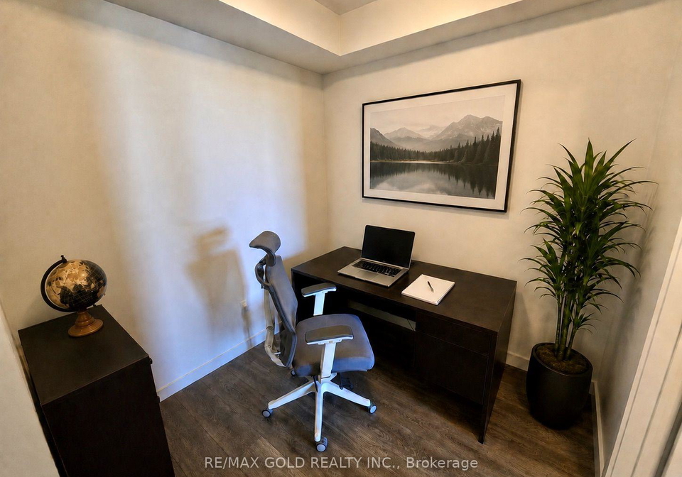 210-sabina-drive-oakville-ontario-w13602002