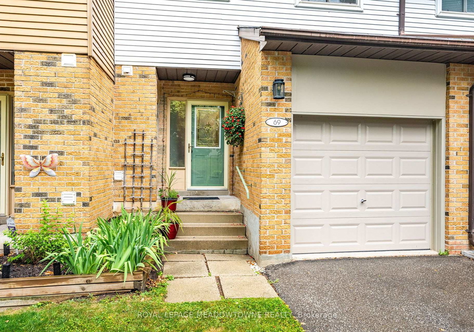 69-lynden-circle-halton-hills-ontario-w13602186