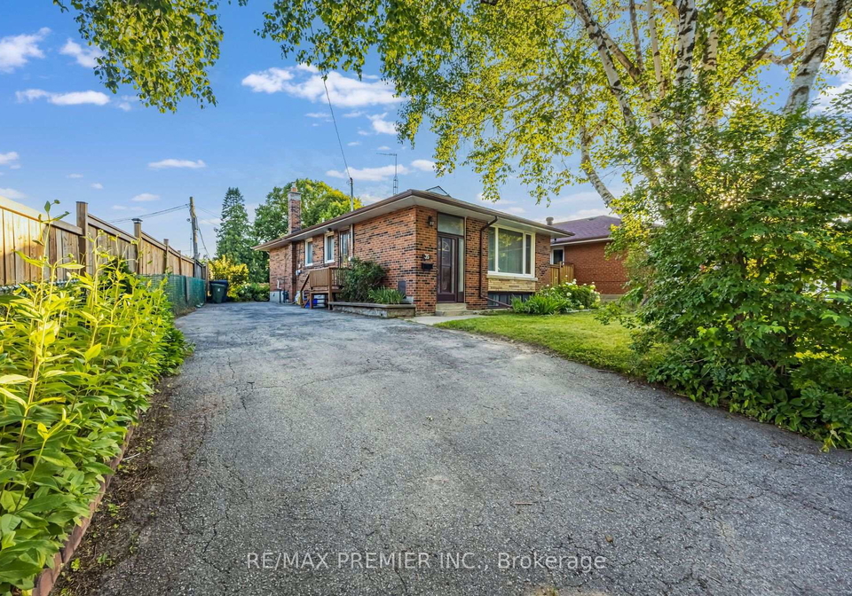 35-barkwin-drive-toronto-etobicoke-ontario-w13602324