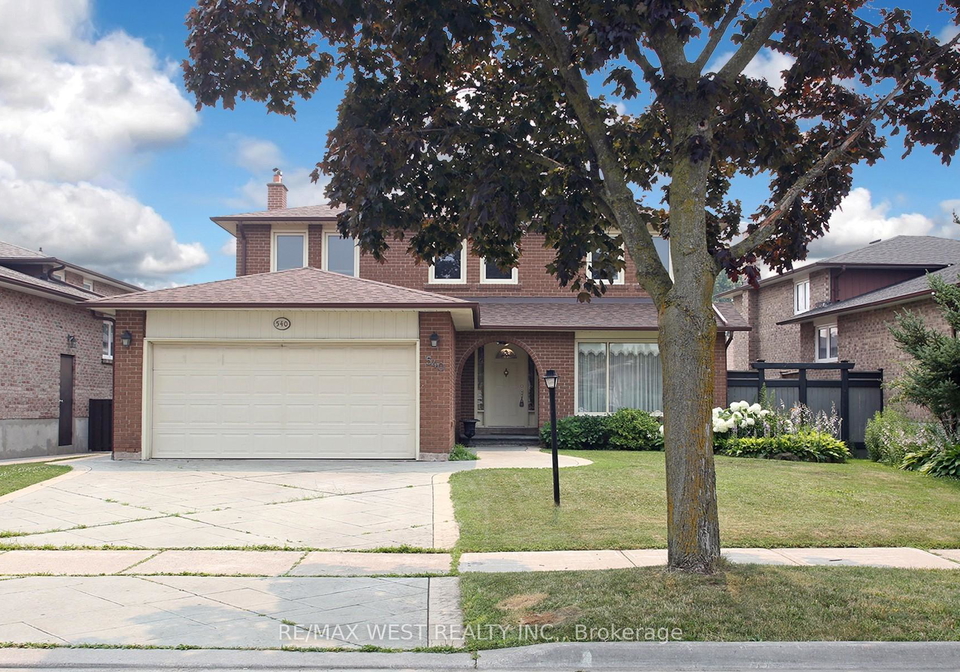 540-louis-drive-mississauga-ontario-w13602468
