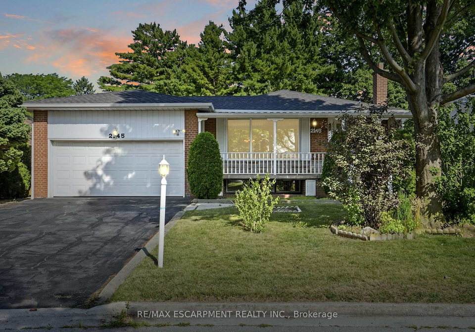 2145-sunnyvale-drive-oakville-ontario-w13602522