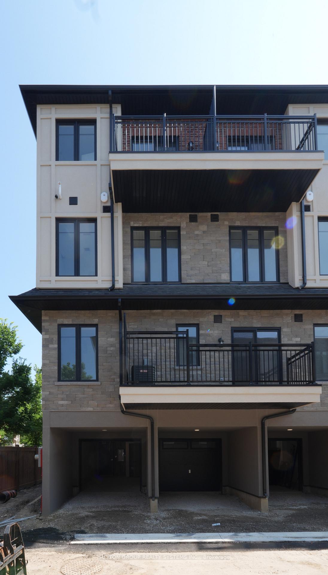 734-front-royal-street-mississauga-ontario-w13602526
