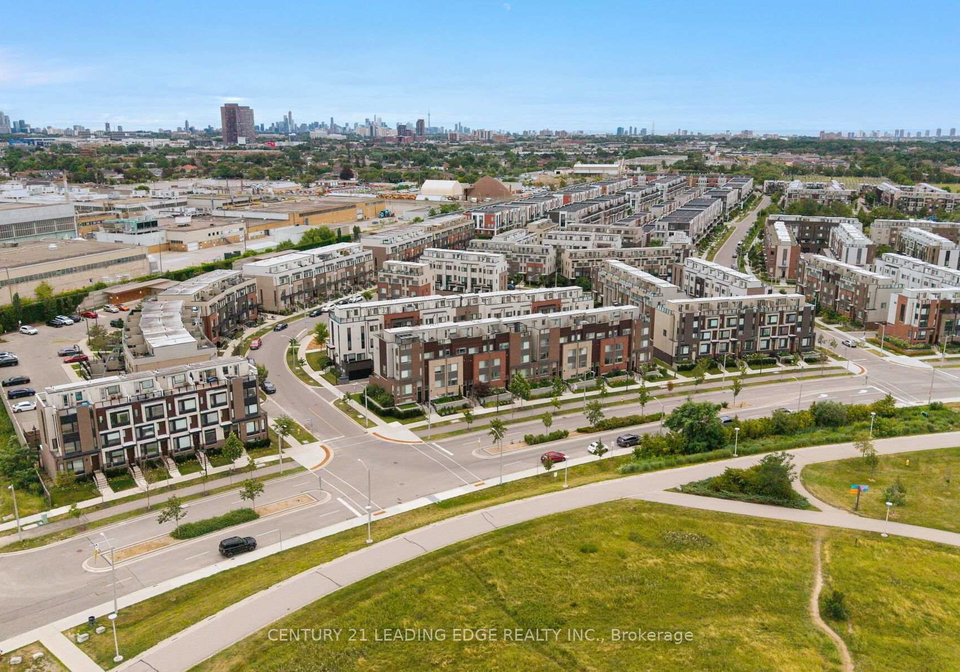 265-downsview-park-boulevard-toronto-york-ontario-w13602556