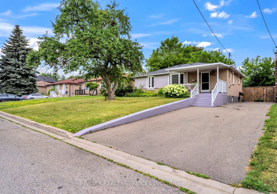 3287-michaud-avenue-mississauga-ontario-w13602568