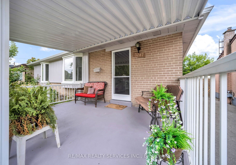 3287-michaud-avenue-mississauga-ontario-w13602568