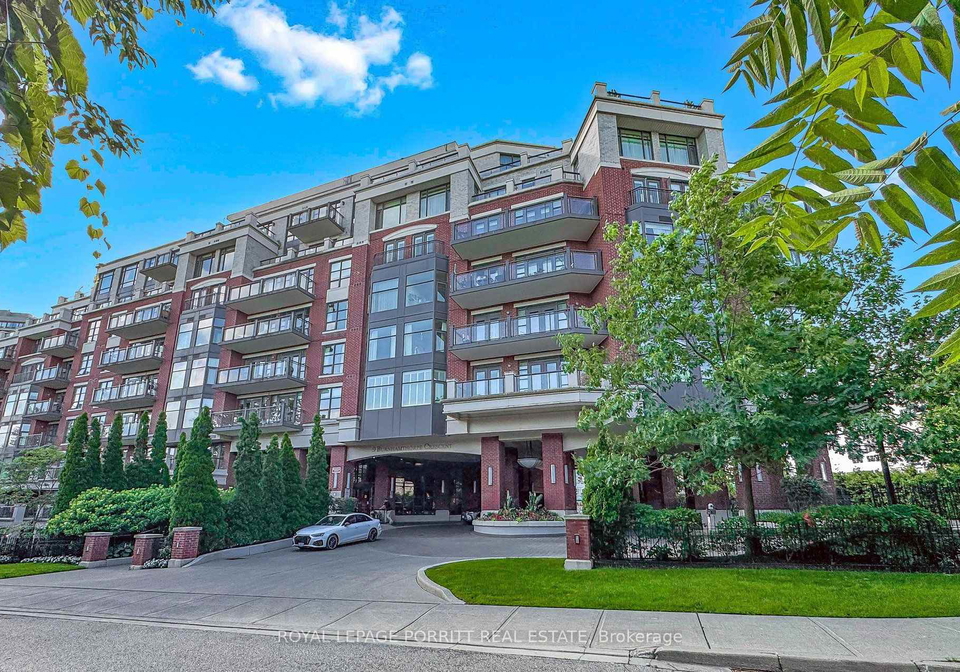 9-burnhamthorpe-crescent-toronto-etobicoke-ontario-w13602614