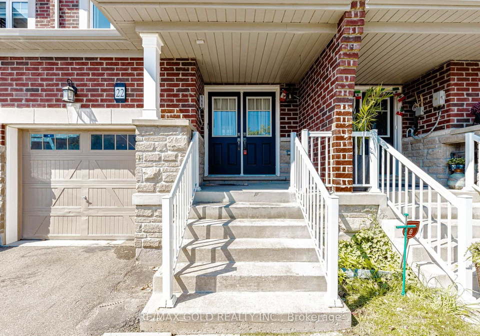 22-clinton-street-brampton-ontario-w13602730