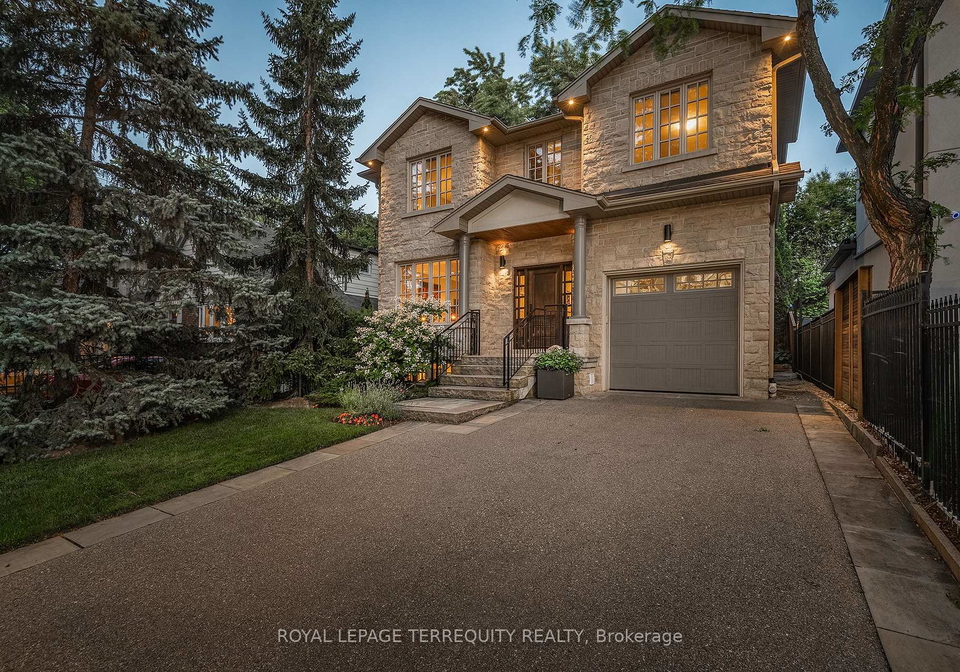19-bannon-avenue-toronto-etobicoke-ontario-w13602750