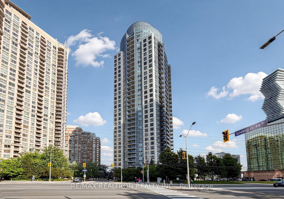 330-burnhamthorpe-road-w-mississauga-ontario-w13602788