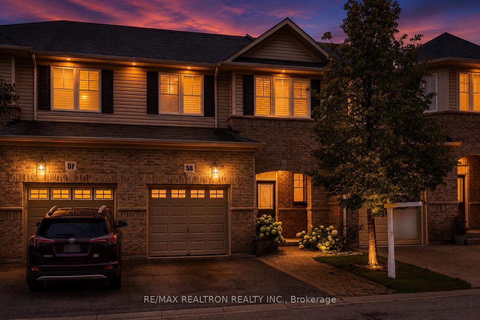 3275-stalybridge-drive-oakville-ontario-w13602902