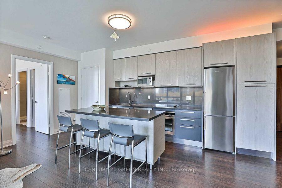 36-park-lawn-road-toronto-etobicoke-ontario-w13603042
