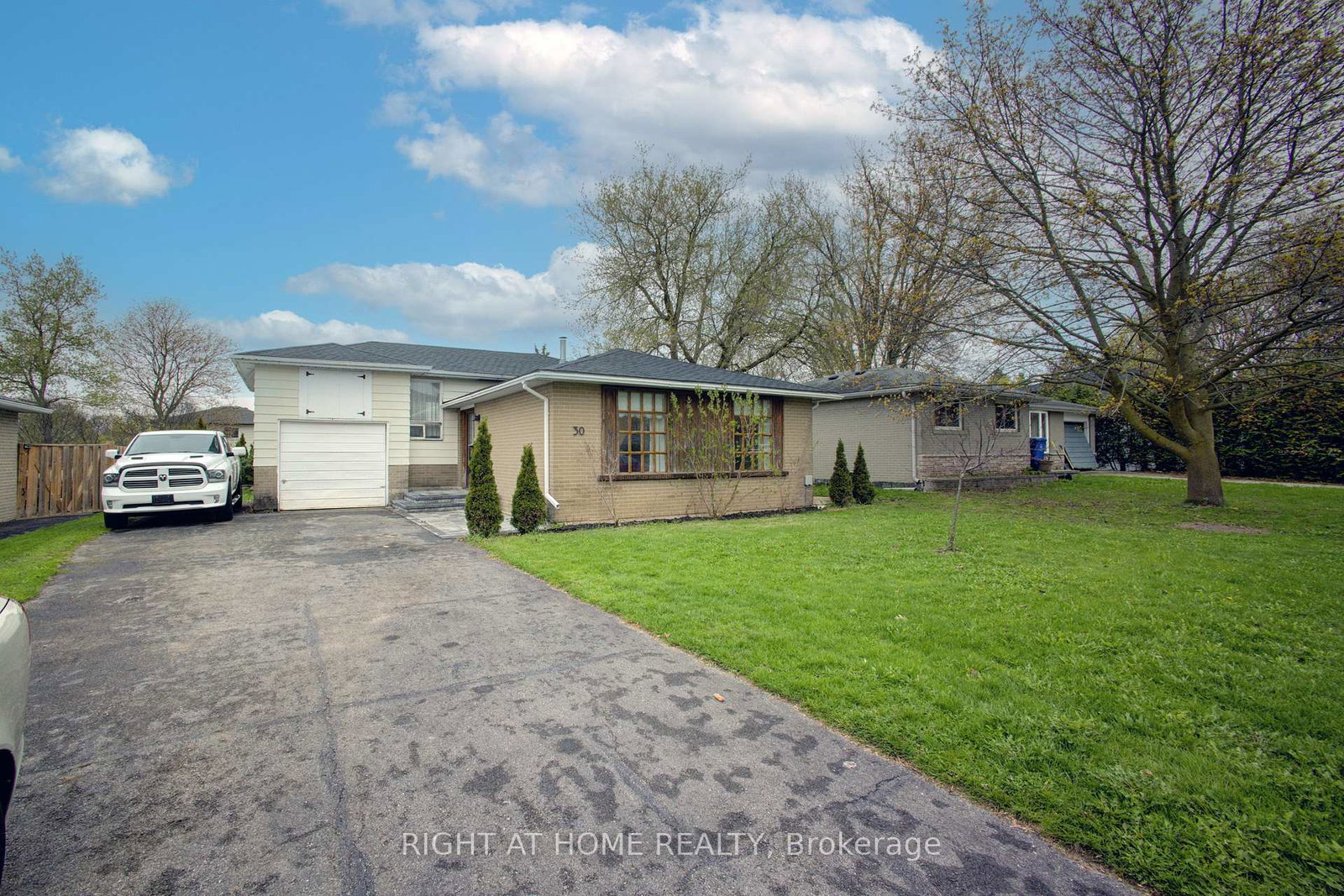 30-parkview-drive-orangeville-ontario-w13603272
