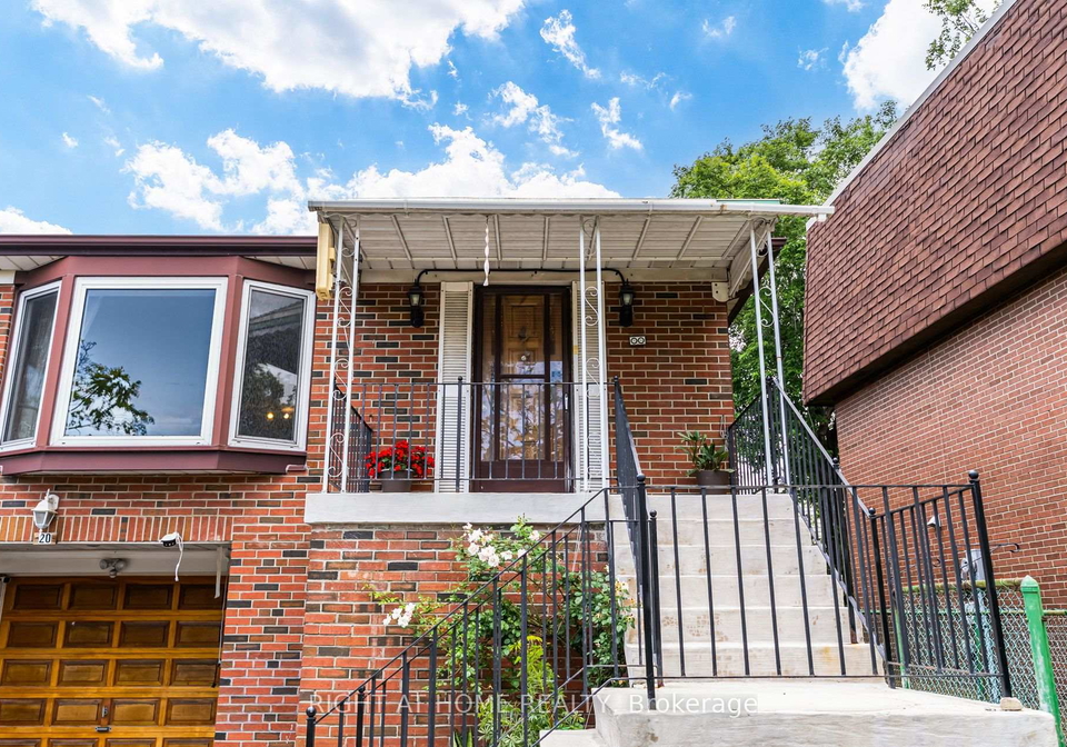 20-zealand-road-toronto-etobicoke-ontario-w13603314