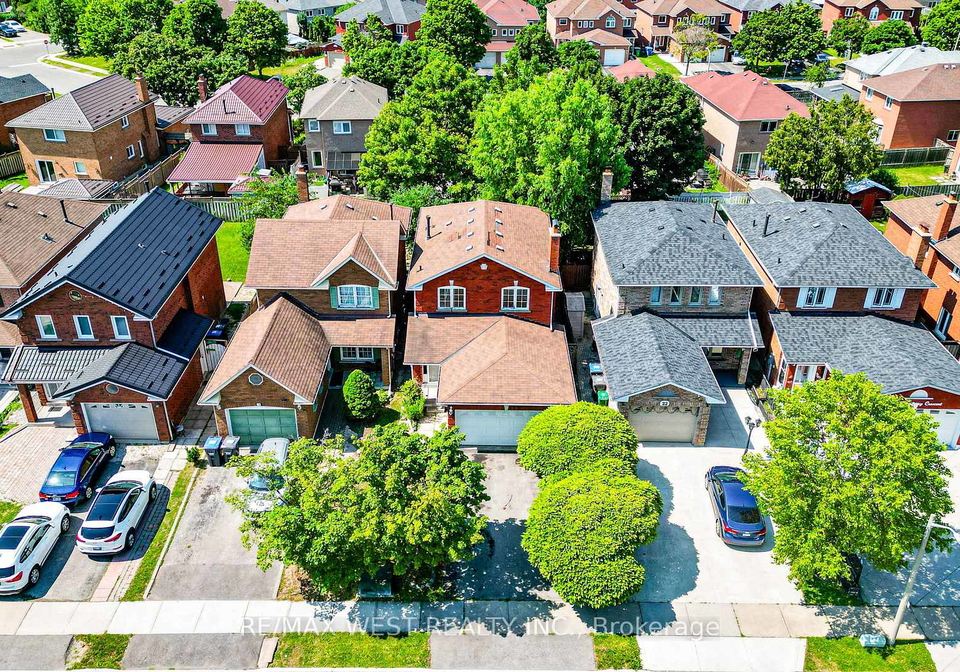 20-cranberry-crescent-brampton-ontario-w13603450