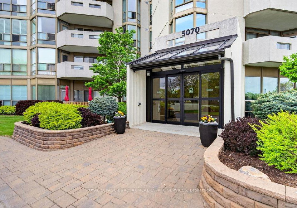 5070-pinedale-avenue-burlington-ontario-w13603574
