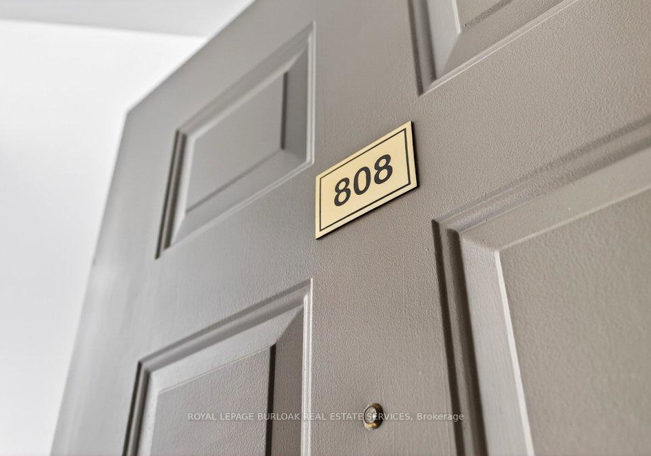 5070-pinedale-avenue-burlington-ontario-w13603574