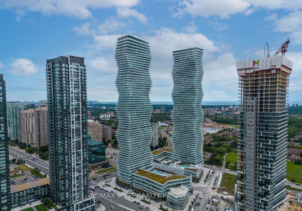 3900-confederation-parkway-mississauga-ontario-w13603722