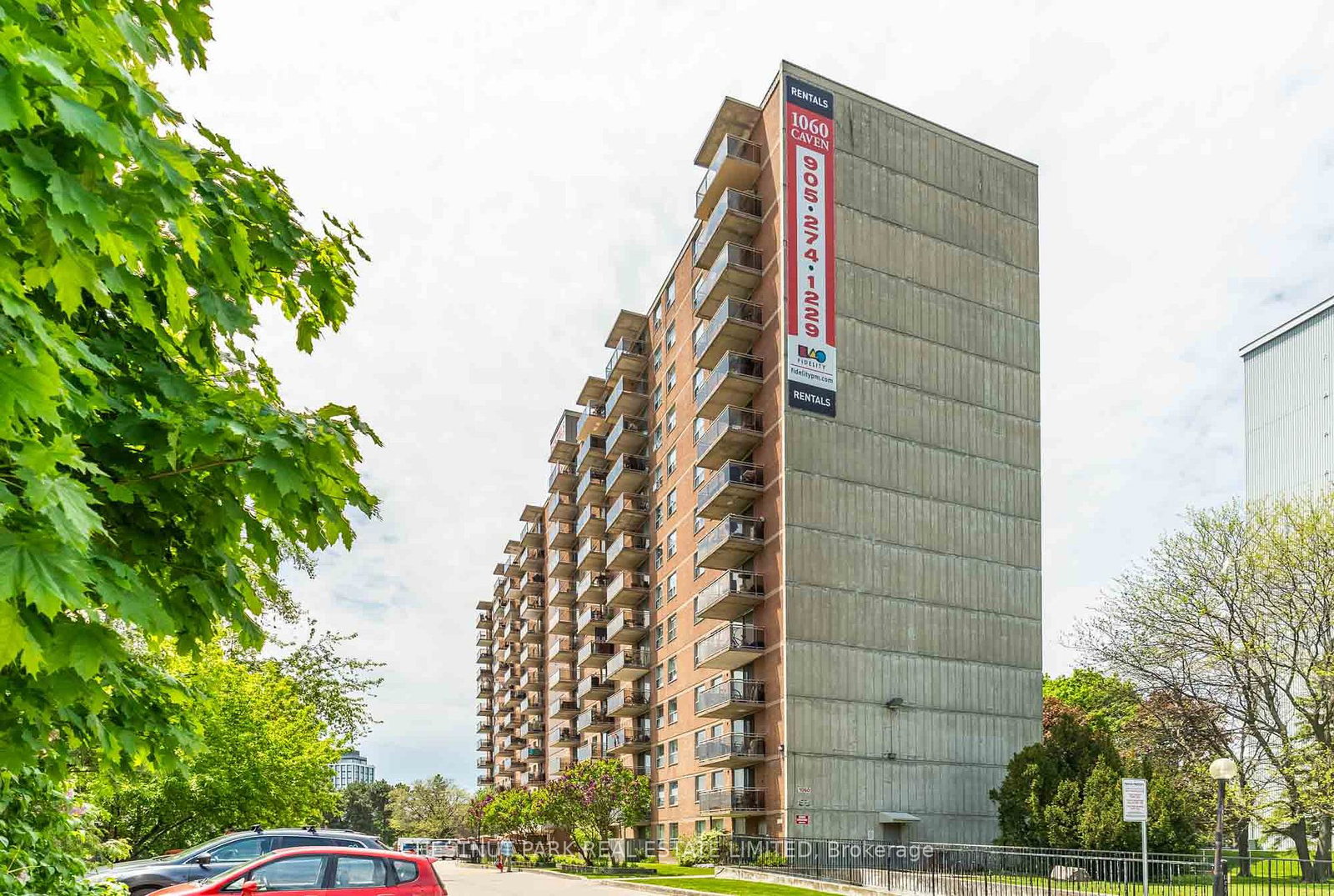 1060-caven-street-mississauga-ontario-w13603750