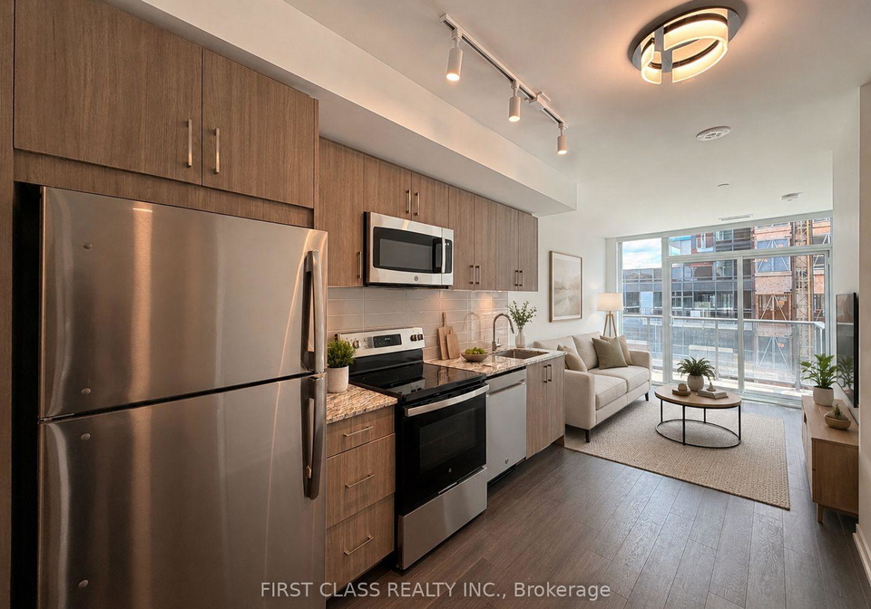 4010-eglinton-avenue-w-toronto-etobicoke-ontario-w13603762