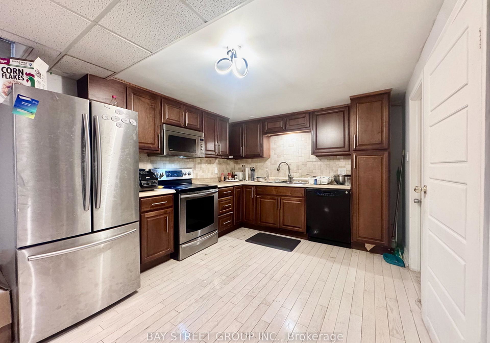 2082-burbank-drive-mississauga-ontario-w13603914