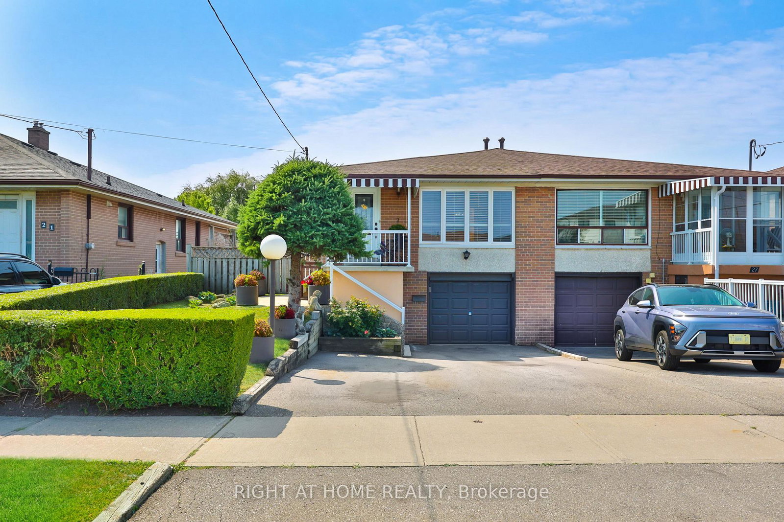25-larchwood-road-toronto-york-ontario-w13604072