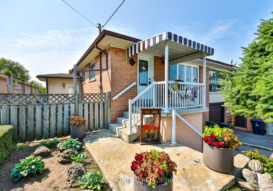 25-larchwood-road-toronto-york-ontario-w13604072