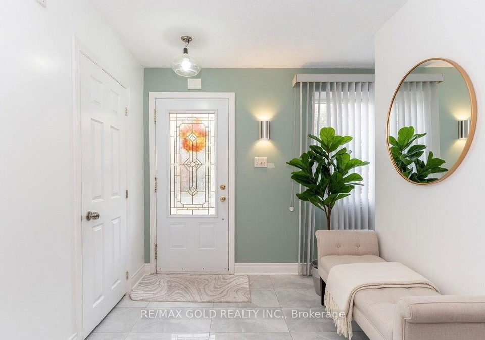 63-newstead-crescent-brampton-ontario-w13604108