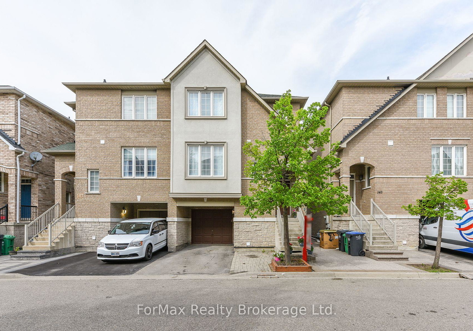 7155-magistrate-terrace-mississauga-ontario-w13604208