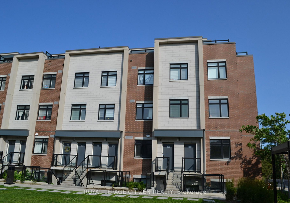 1060-douglas-mccurdy-common-mississauga-ontario-w13604230