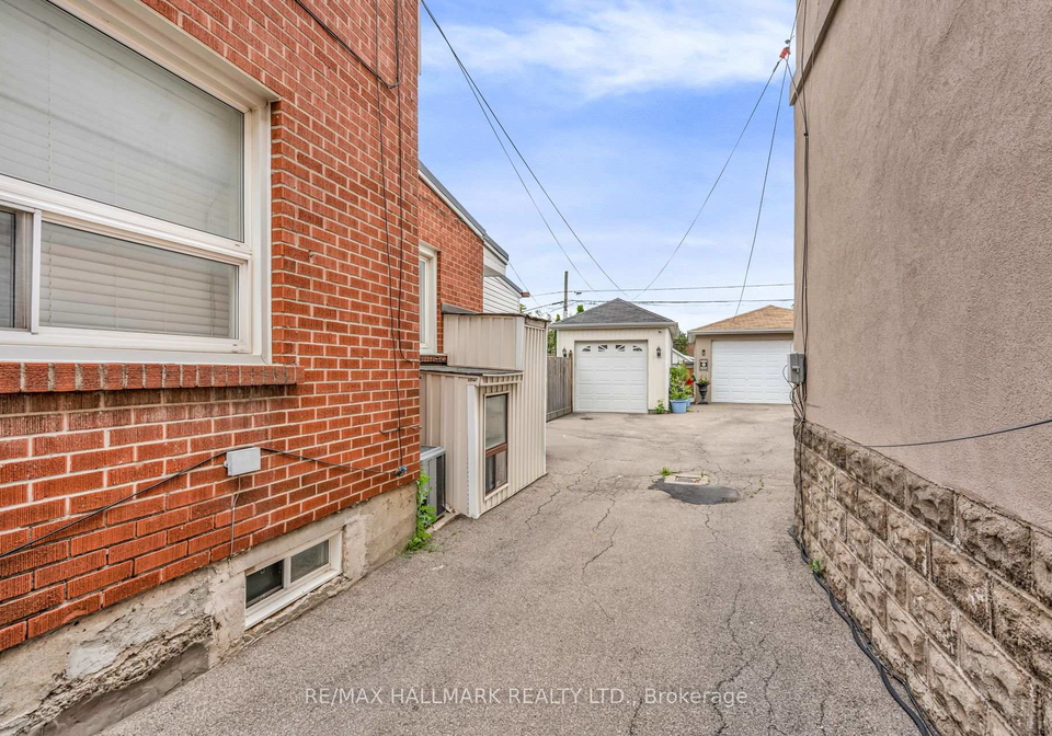 65-kirknewton-road-toronto-toronto-ontario-w13604234